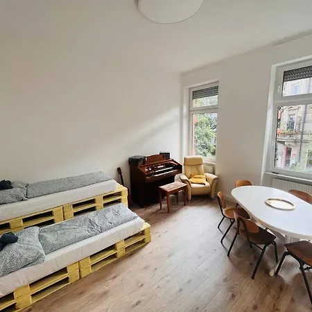 Kuenstlerisches Apartment Karlsruhe Exterior foto